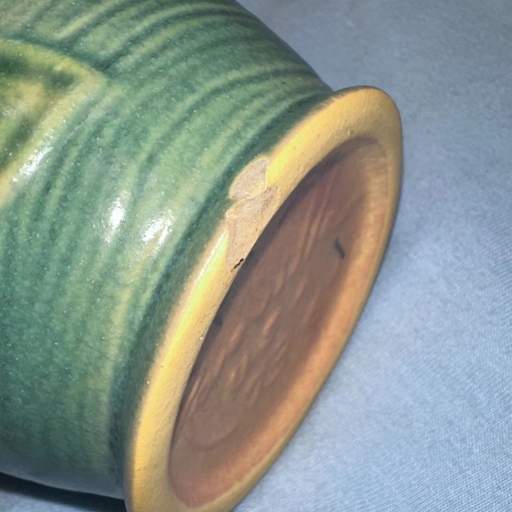 Vintage Original Roseville Pottery Water Lily Vase Approx. 6 inches tall